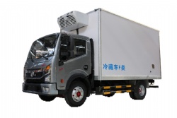 Refrigerated Truck with Large Capacity Cargo Truck